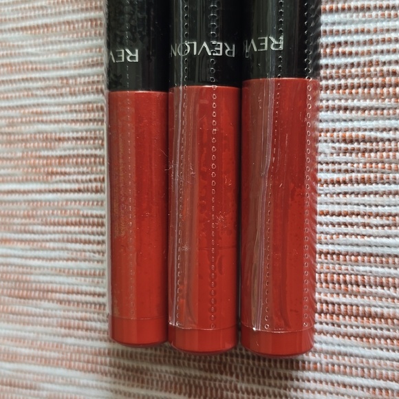 REVLON BRAND WOMENS COLORSTAY MATTE LITE LIP CRAYON BUNDLE OF 3 - Picture 9 of 9